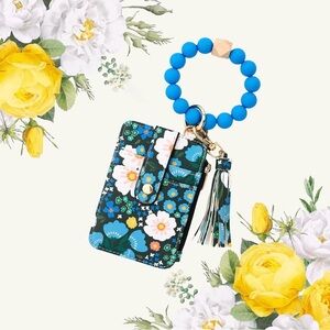 Floral Card Holder with Blue Beaded Bracelet